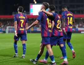 نجم برشلونة يثور ضد فليك: لست سعيدًا.. أستحق اللعب أكثر