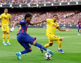 برشلونة يكتسح إسبانيول ويواصل هيمنته التاريخية في ديربي كتالونيا