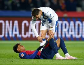 ضربة موجعة لبرشلونة.. إصابة لامين جمال تُنهي موسمه وتفتح باب سباق الزمن نحو المونديال