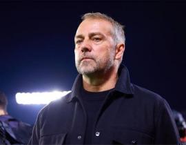 فليك يعلق بغضب بعد خسارة برشلونة