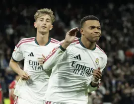 مبابي يقود ريال مدريد لفوز عريض على إشبيلية برباعية