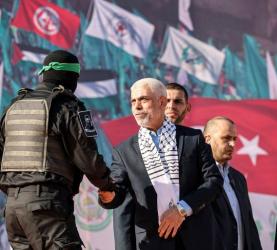 تحذير مبكر لم يُؤخذ بجدية.. رسالة السنوار قبل 7 أكتوبر تثير تساؤلات حول الإخفاق والعمى الاستخباراتي