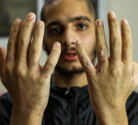 معتقل سديه تيمان... شهادات تكشف الجحيم الخفي للأسرى الفلسطينيين في يومهم الوطني