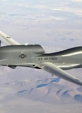 طائرة مسيرة