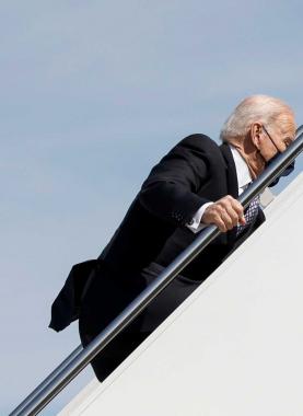 2021-03-19T154831Z_2071544778_RC2FEM9E5YCF_RTRMADP_3_USA-BIDEN
