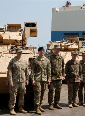 wo18-lebanon-usbradleytanks-840x540