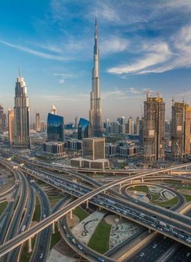 الإمارات-990x619@2x