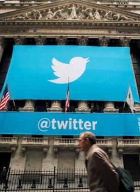 2020-04-30t000000z_1312052616_rc2zeg9j95xu_rtrmadp_3_twitter-results-840x540