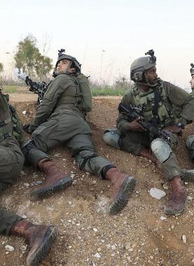 جنود الاحتلال على حدود غزة