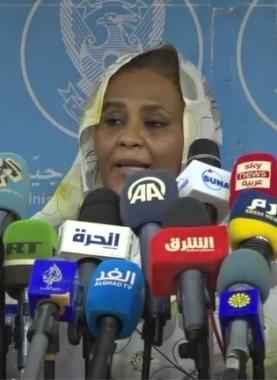 وزيرة الخارجية السودانية مريم الصادق المهدي