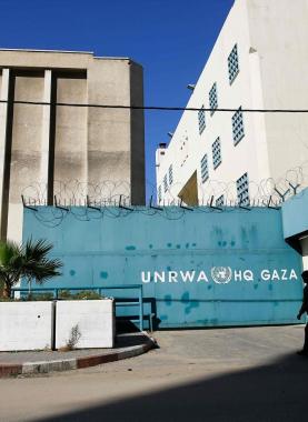 اللجنة المشتركة للاجئين تدعو لإنجاح مؤتمر المانحين ببروكسل لدعم موازنة الأونروا