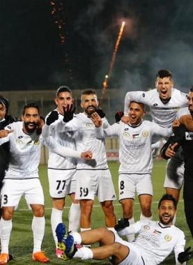 فرحة لاعبي شباب الخليل بالفوز