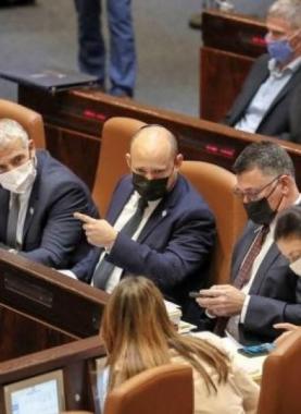 استطلاع: الجمهور فقد الثقة بالحكومة الإسرائيلية والأغلبية يؤيدون تغييرها