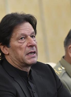 باكستان.. عمران خان يتهم الحكومة بحجب "يوتيوب" خلال إلقائه كلمة