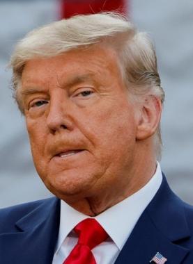 الكونغرس الأمريكي يصوت على توجيه اتهامات جنائية ضد ترامب في قضية اقتحامه