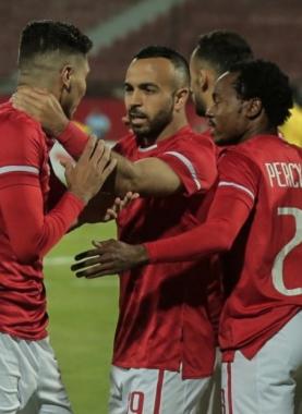 لاعبو الأهلي