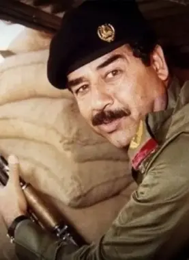 الرئيس العراقي الراحل صدام حسين