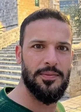 الناشط إبراهيم خليل