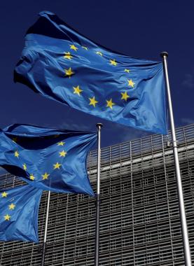 وزراء طاقة الاتحاد الأوروبي يبحثون إجراءات طارئة لاحتواء ارتفاع أسعار النفط والغاز