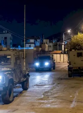 إصابة أربعة شبان بالضرب خلال اقتحام الاحتلال بلدة طمون جنوب شرق طوباس