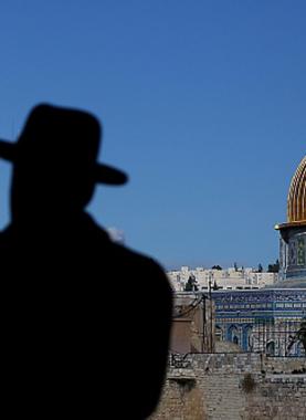 الاحتلال يواصل إغلاق الأقصى ومنع الصلاة فيه لليوم الـ20