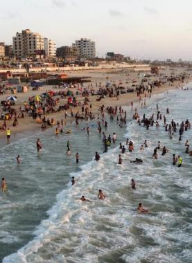 البحر في فصل الصيف