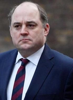 وزير الدفاع البريطاني بن والاس