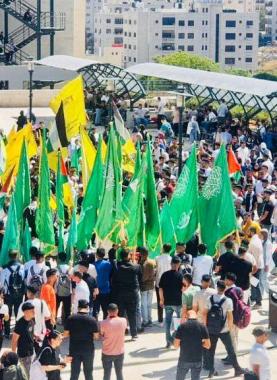 جانب من الوقفة الطلابية