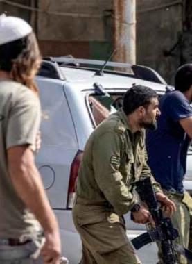 حماس": هجوم المستوطنين على قرية قريوت جنوب نابلس جريمة منظمة