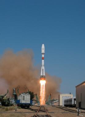 إيران تعلن عن وضع قمر اصطناعي عسكري جديد في المدار بنجاح