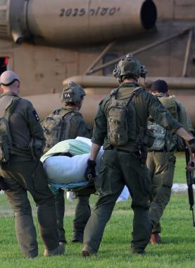 الاحتلال ينقل جثث قتلاه