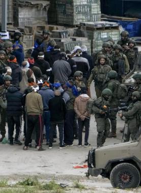 "المعركة مستمرة والمقاومة ثابتة"