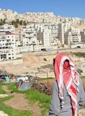 التَّفكجي لشهاب: الاحتلال ينفِّذ عمليَّات إحلال سكَّانيّ وتوسُّع استيطانيّ بالضَّفَّة والقدس