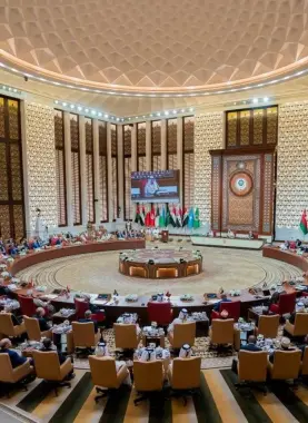 القمة الطارئة.webp