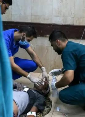 نقص شديد في الأدوية والمستلزمات الطبية تعاني من مستشفيات غزة بسبب الحصار الإسرائيلي