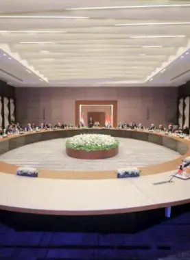 لجنة التكنوقراط الفلسطينية لإدارة غزة تبدأ اجتماعاتها في مصر