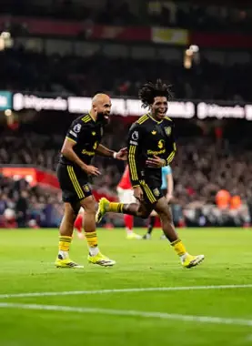 مانشستر يونايتد ينهي عقدة أرسنال في قمة الـ5 أهداف