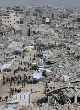 دمار ومعاناة متفاقمة في غزة