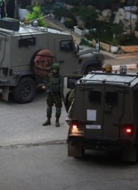 مداهمات للاحتلال في الضفة الغربية - أرشيفية -