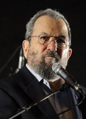 رئيس الوزراء الاحتلال السابق إيهود باراك