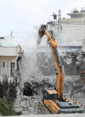 بلدية الاحتلال تجبر مقدسيًا على هدم منزله ذاتيًا في جبل المكبر