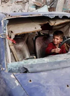 غزة تواجه انهياراً اقتصاديّاً