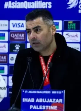 المدير الفني لمنتخب فلسطين لكرة القدم إيهاب أبو جزر