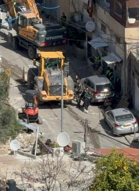 الاحتلال يهدم منازل في حي البستان ببلدة سلوان جنوب المسجد الأقصى