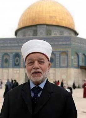 المفتي يدعو لصون حرمة رمضان وإعمار الأقصى ومحاسبة المجاهرين بالإفطار