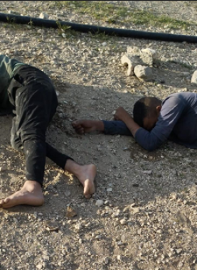 إصابة شابين في اعتداء للمستوطنين قرب الخان الأحمر جنوب أريحا