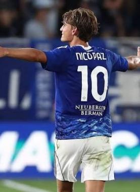 النجم الأرجنتيني الشاب نيكو باز