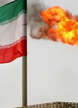 "بوليتيكو": سوء تقدير أميركي لتداعيات الحرب على إيران يهز أسواق النفط