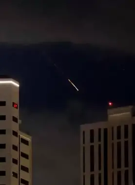 الغارديان: إيران تزداد تحديا وترفض رسائل ترامب لوقف إطلاق النار