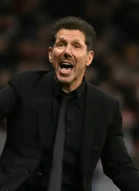 سيميوني: ما حدث لحارس توتنهام لم أشاهده في مسيرتي